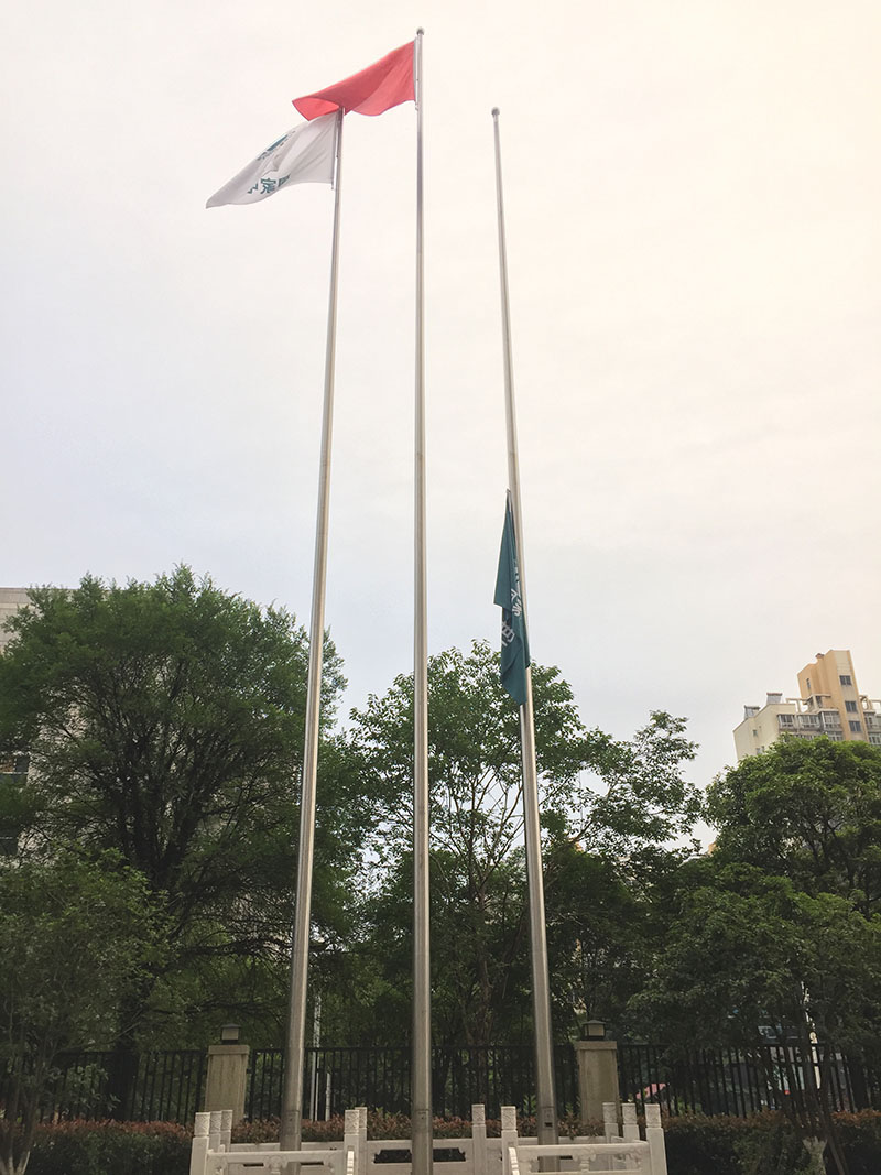 学校旗杆10